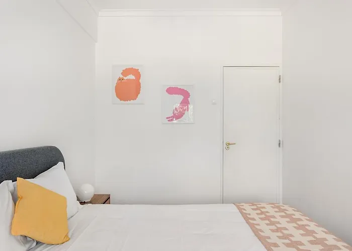 Guestready - Striking Flat In Benfica Appartement