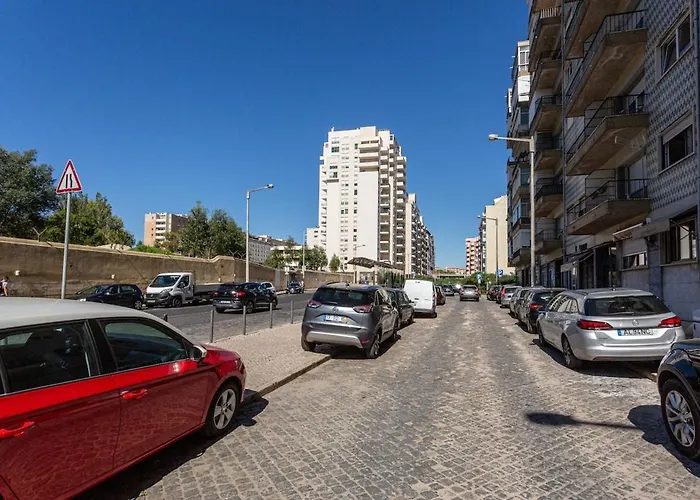 Guestready - Striking Flat In Benfica *