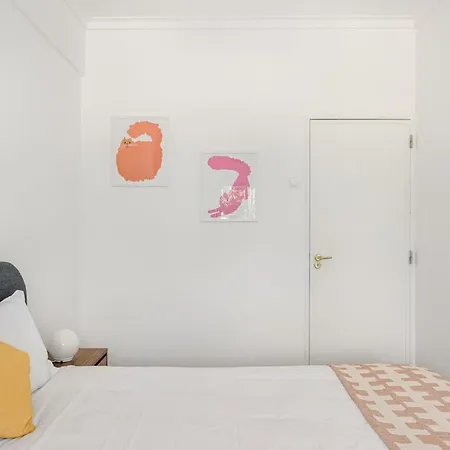 Guestready - Striking Flat In Benfica Daire