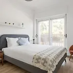 Appartamento Guestready - Striking Flat In Benfica Lisbona