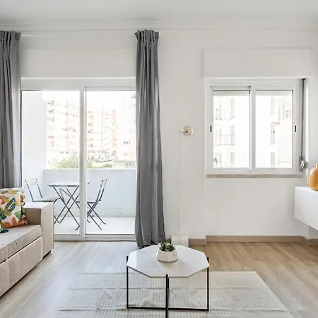 Guestready - Striking Flat In Benfica * Lissabon